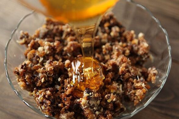 Nueces con miel un remedio popular para aumentar rápidamente la potencia en el hogar